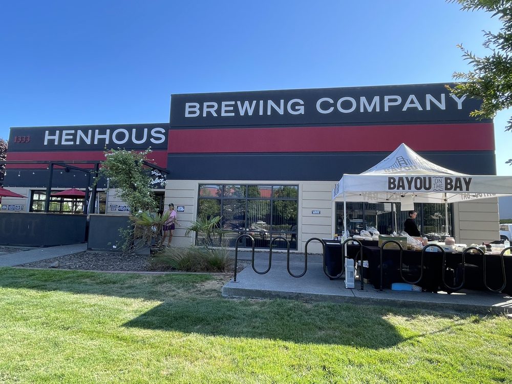 HenHouse Brewing